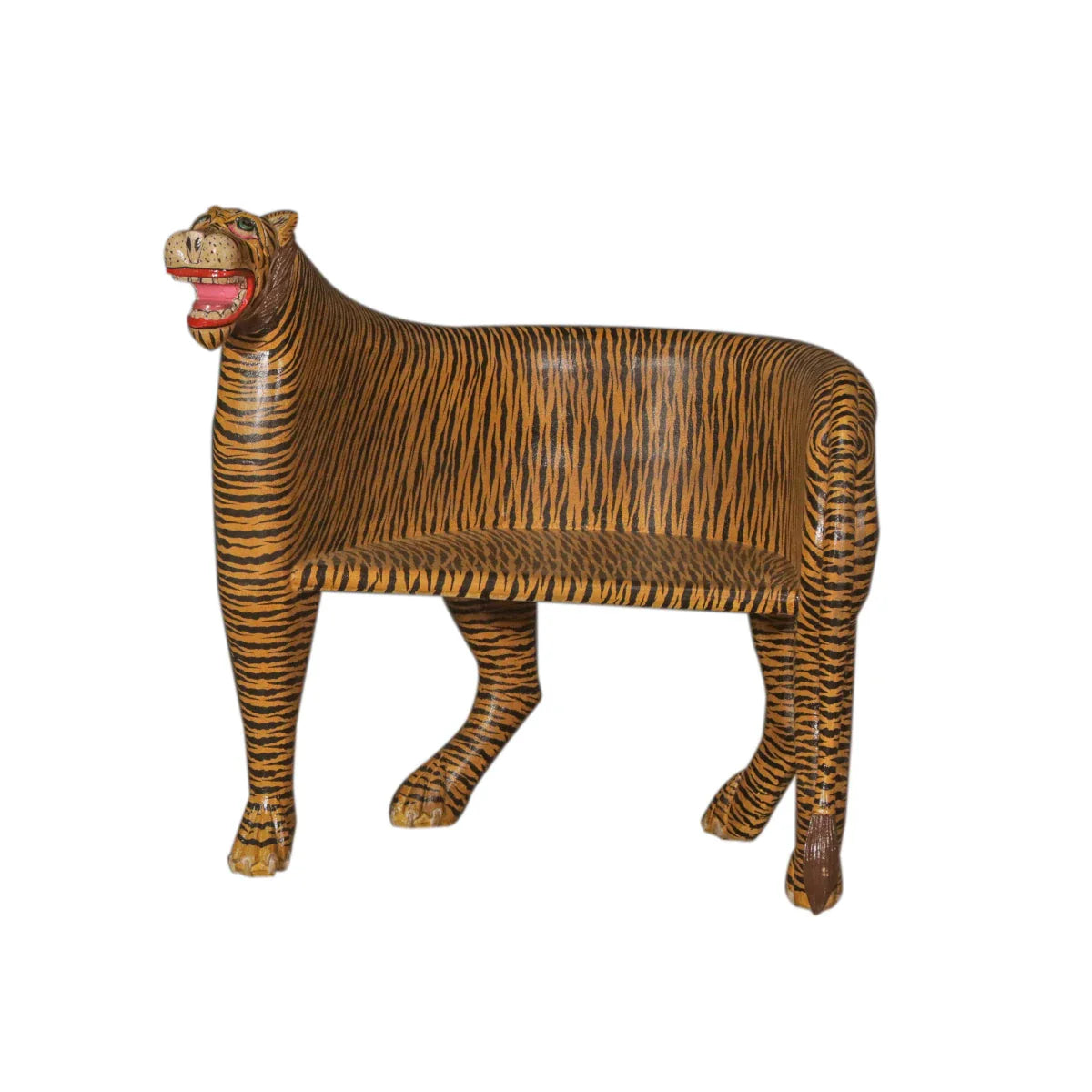 Chaise à tête de tigre fabriquée artisanalement