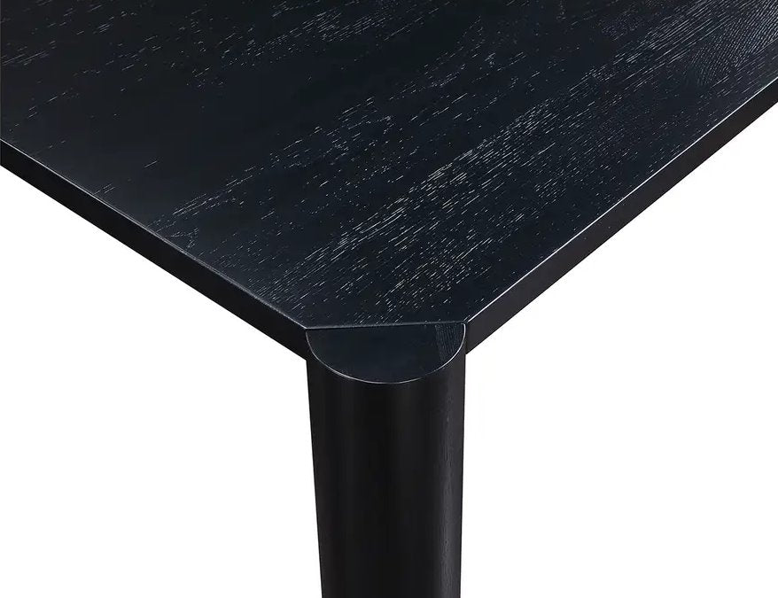 Table à manger à poteaux