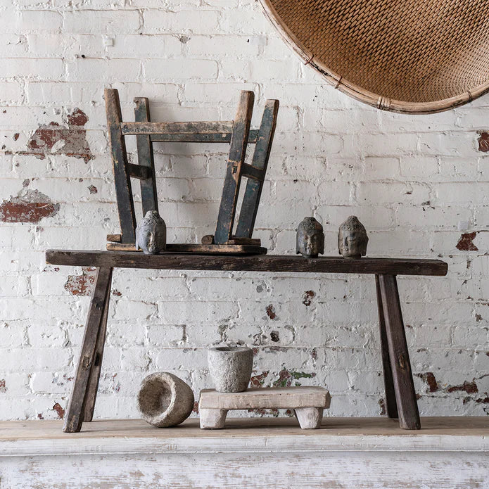 Bol en pierre sculptée