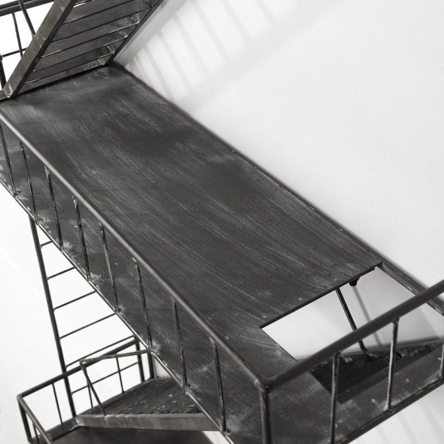 Étagère d'escalier de secours montée à Gastown