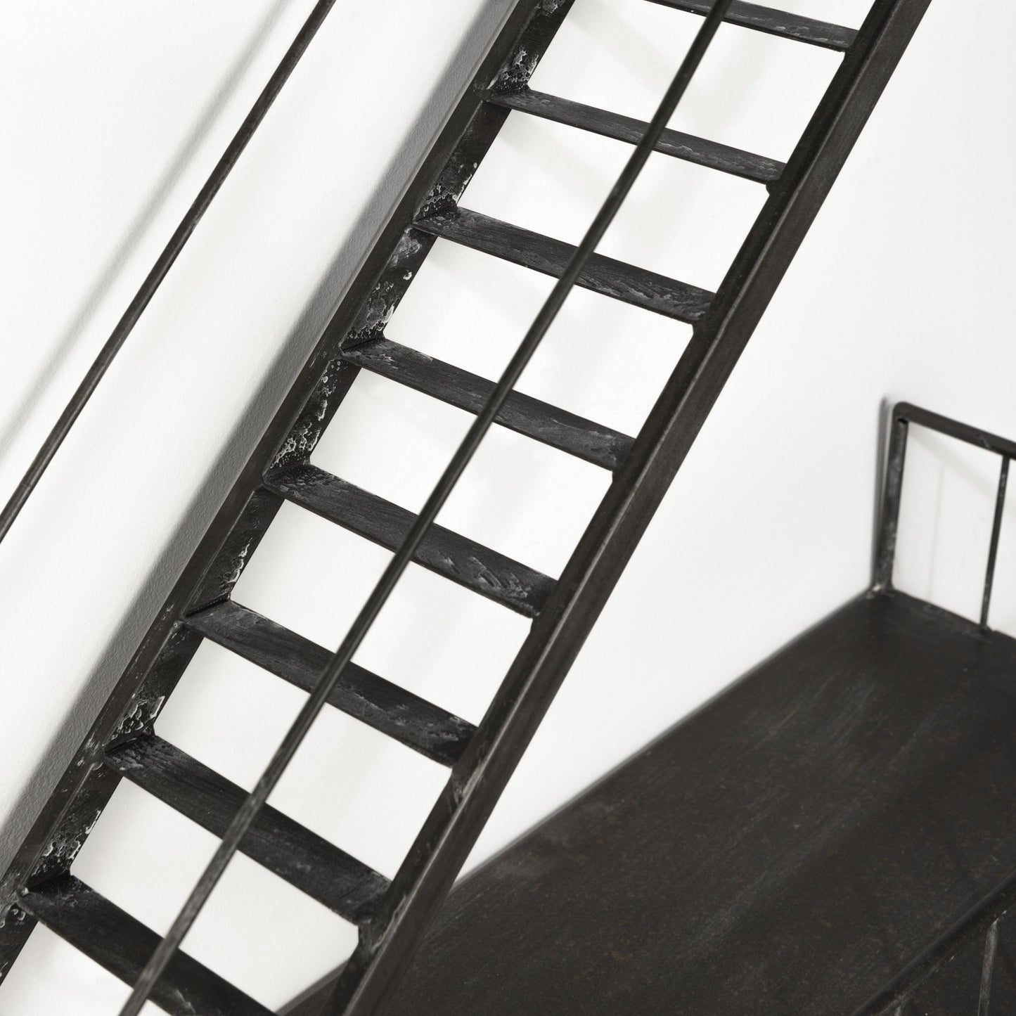 Étagère d'escalier de secours montée à Gastown