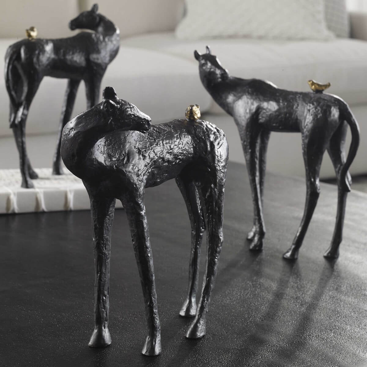 Bonjour ami, sculpture de cheval en fonte