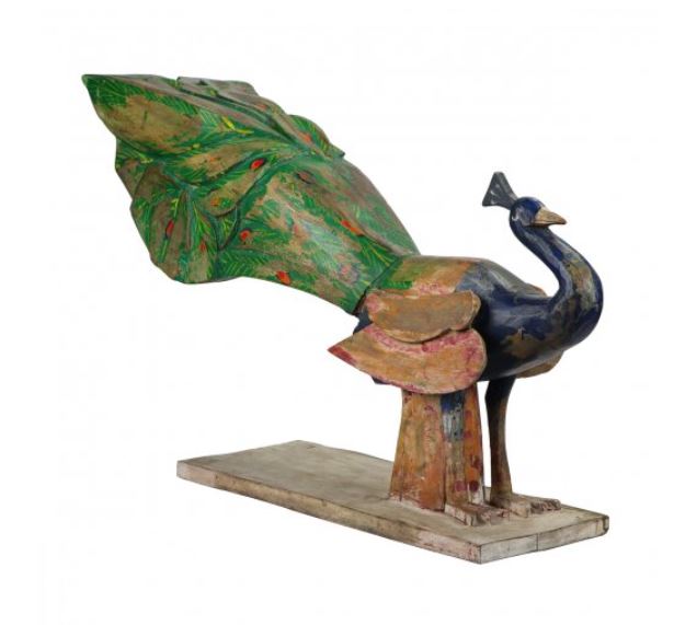 Paon en bois sculpté