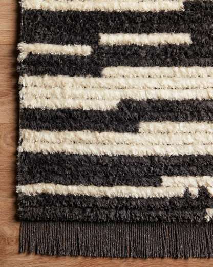 Chris Loves Julia X Loloi Tapis Alice couleur crème/anthracite