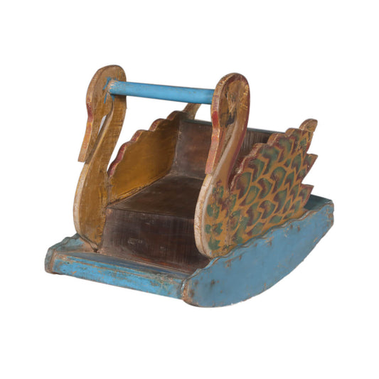 Berceau pour bébé cygne artisanal