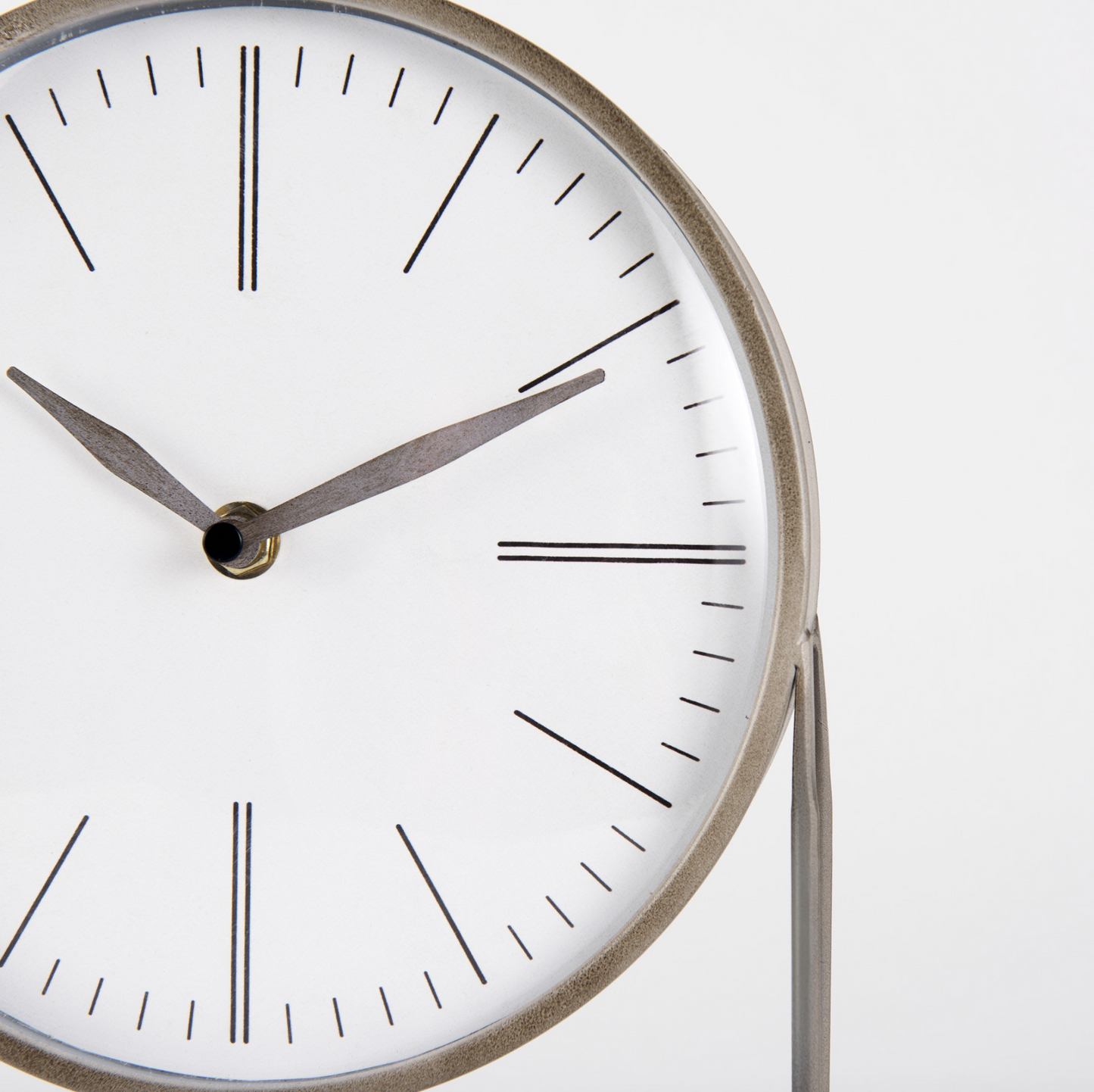 Horloge de table en métal Aurus