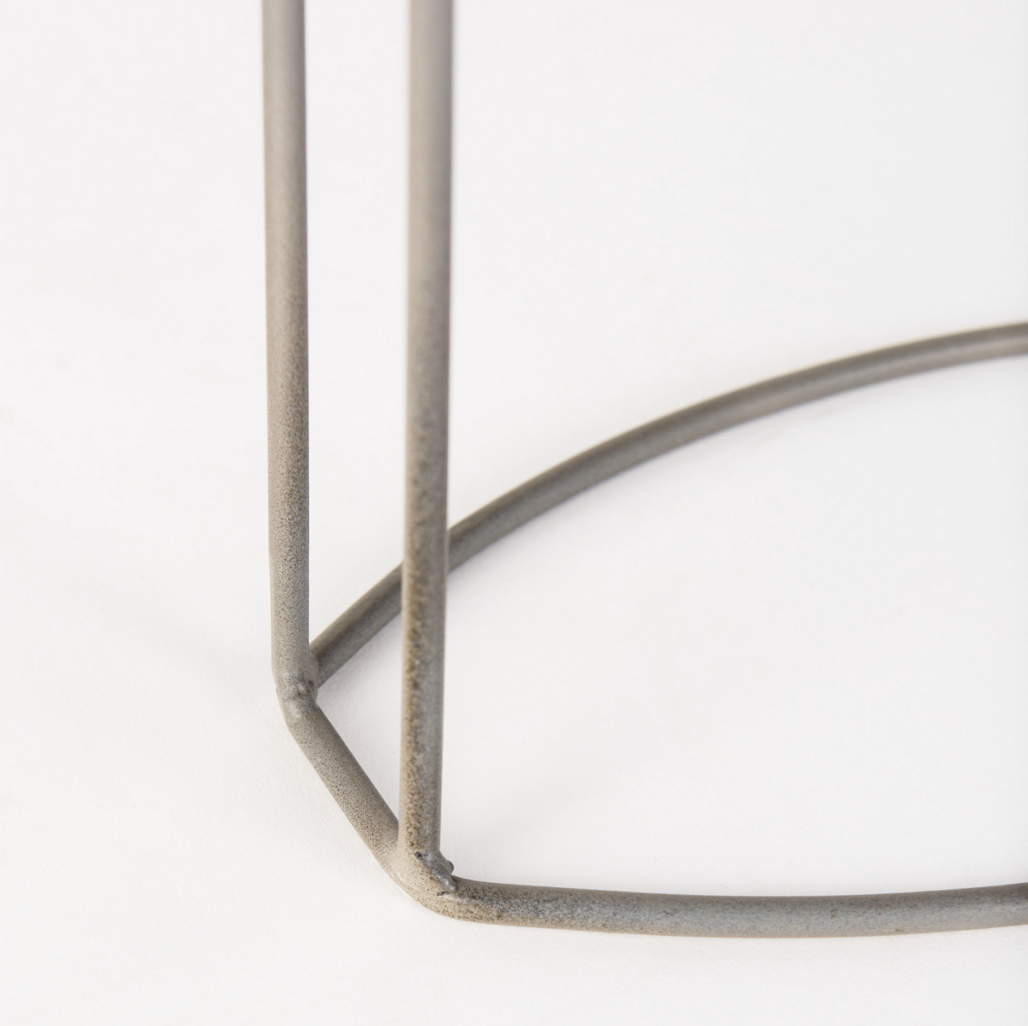 Horloge de table en métal Aurus