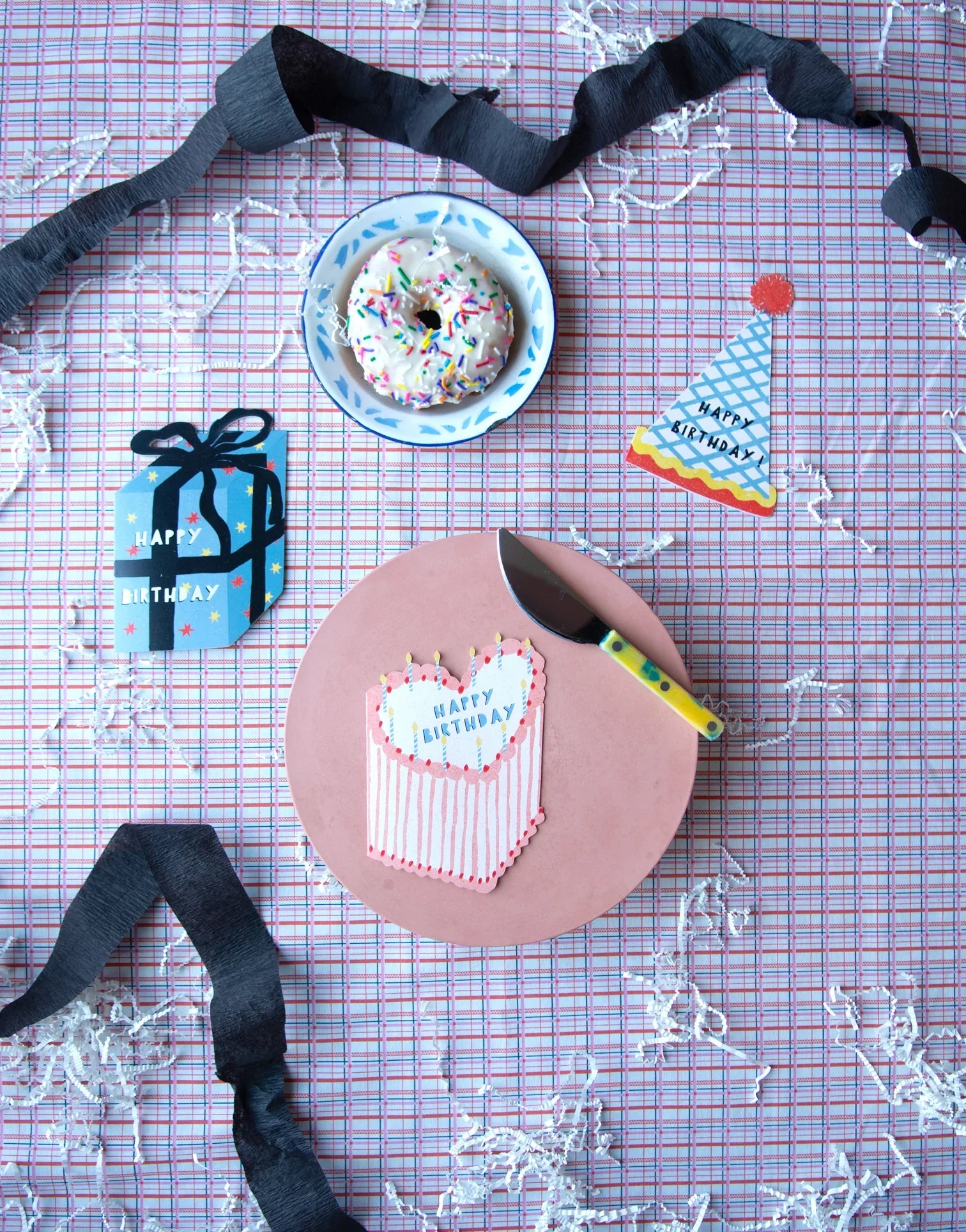 Carte d'anniversaire gâteau en forme de cœur 