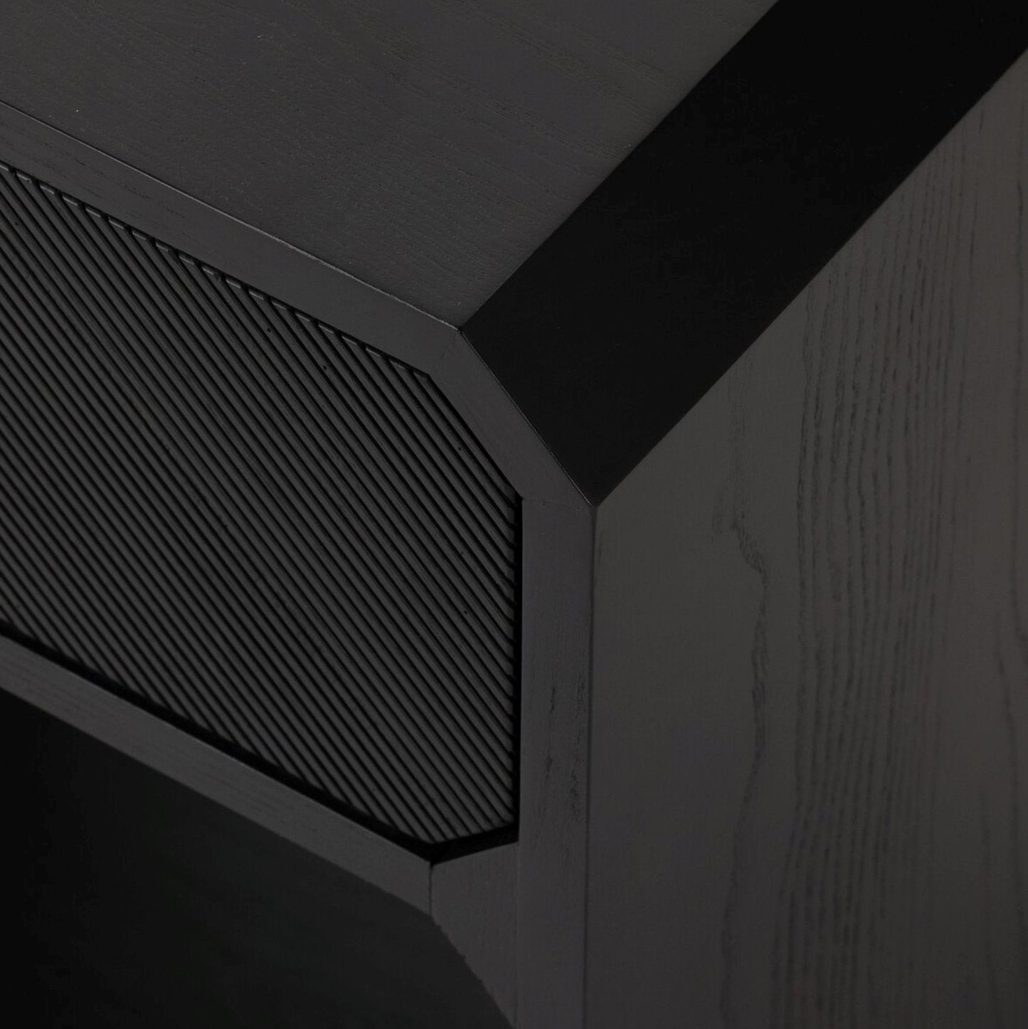 Table de chevet caspienne