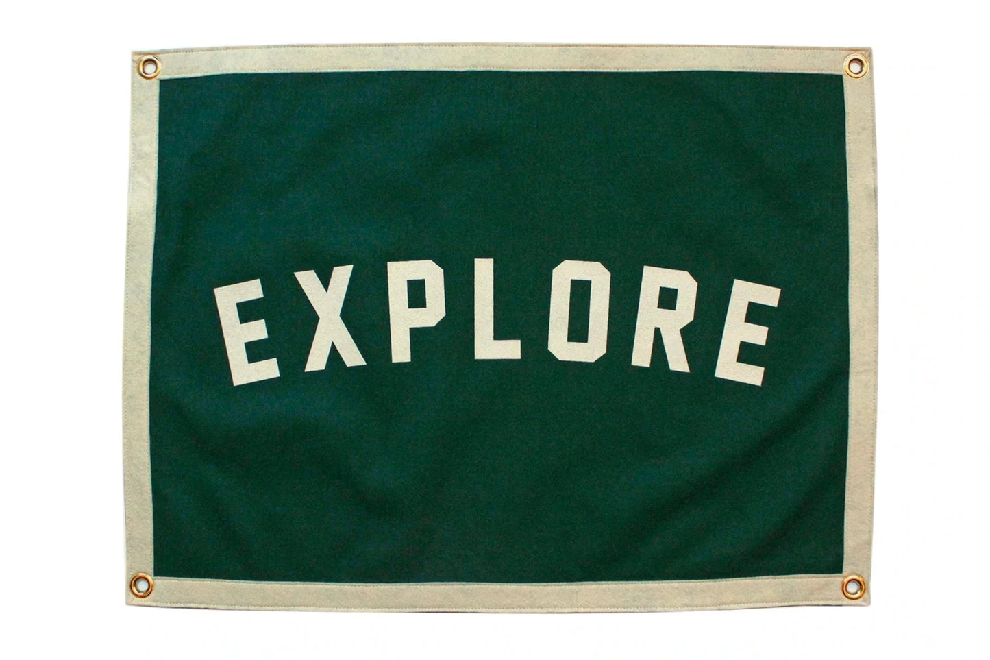 Explorez le Camp Flag