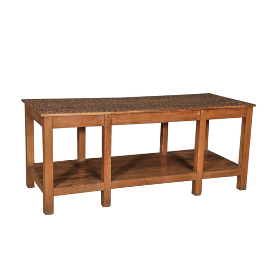 Table en teck avec incrustations d'os