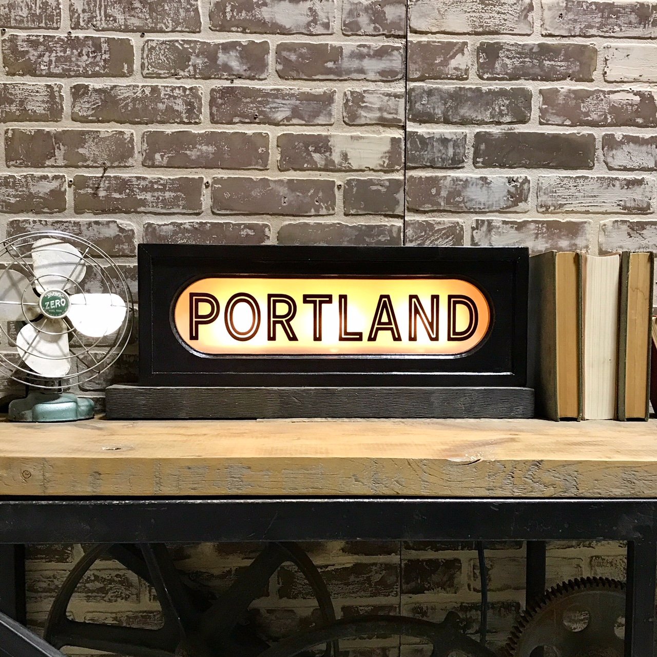 Enseigne lumineuse de style vintage Portland
