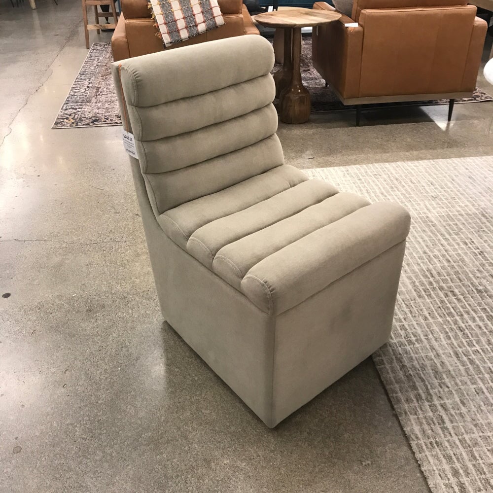 Chaise de salle à manger sans accoudoirs Twiggy