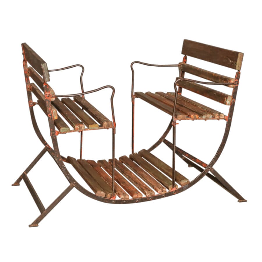 Banc suspendu en fer avec dossier