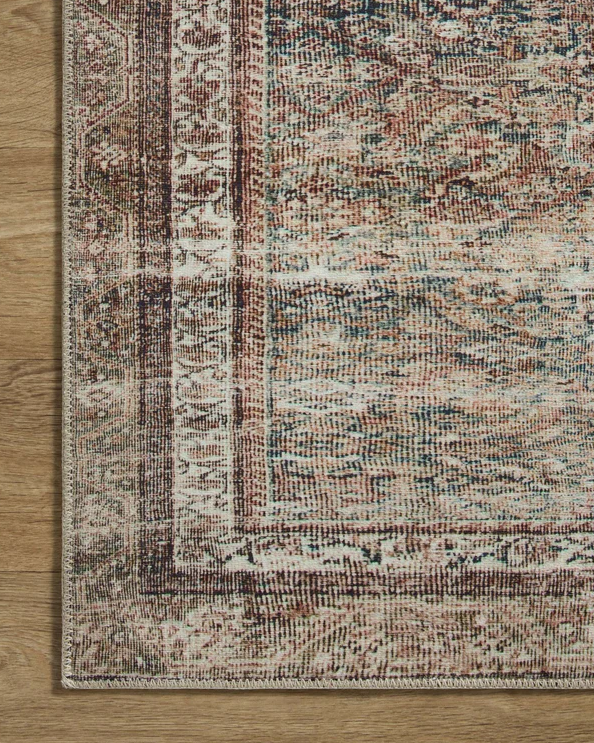 Tapis Chris Loves Julia X Loloi Jules couleur encre/terre cuite