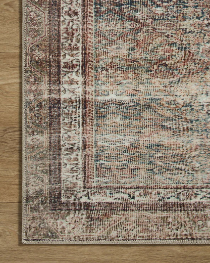 Tapis Chris Loves Julia X Loloi Jules couleur encre/terre cuite