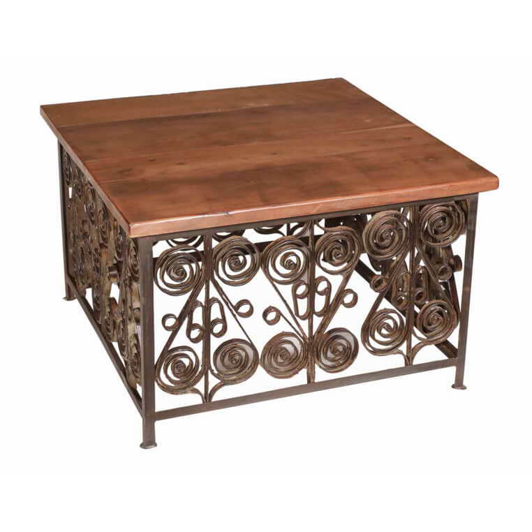 Table basse carrée pour balcon