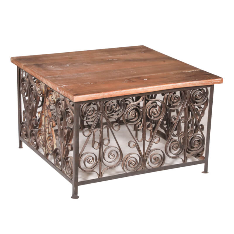 Table basse carrée pour balcon