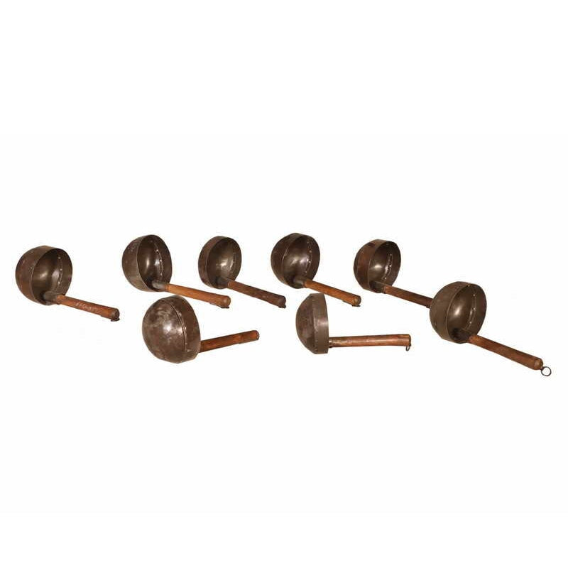 Cuillère en fer vintage avec manche en teck