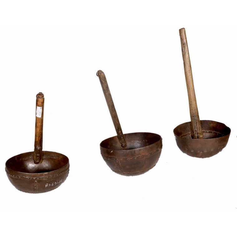 Cuillère en fer vintage avec manche en teck