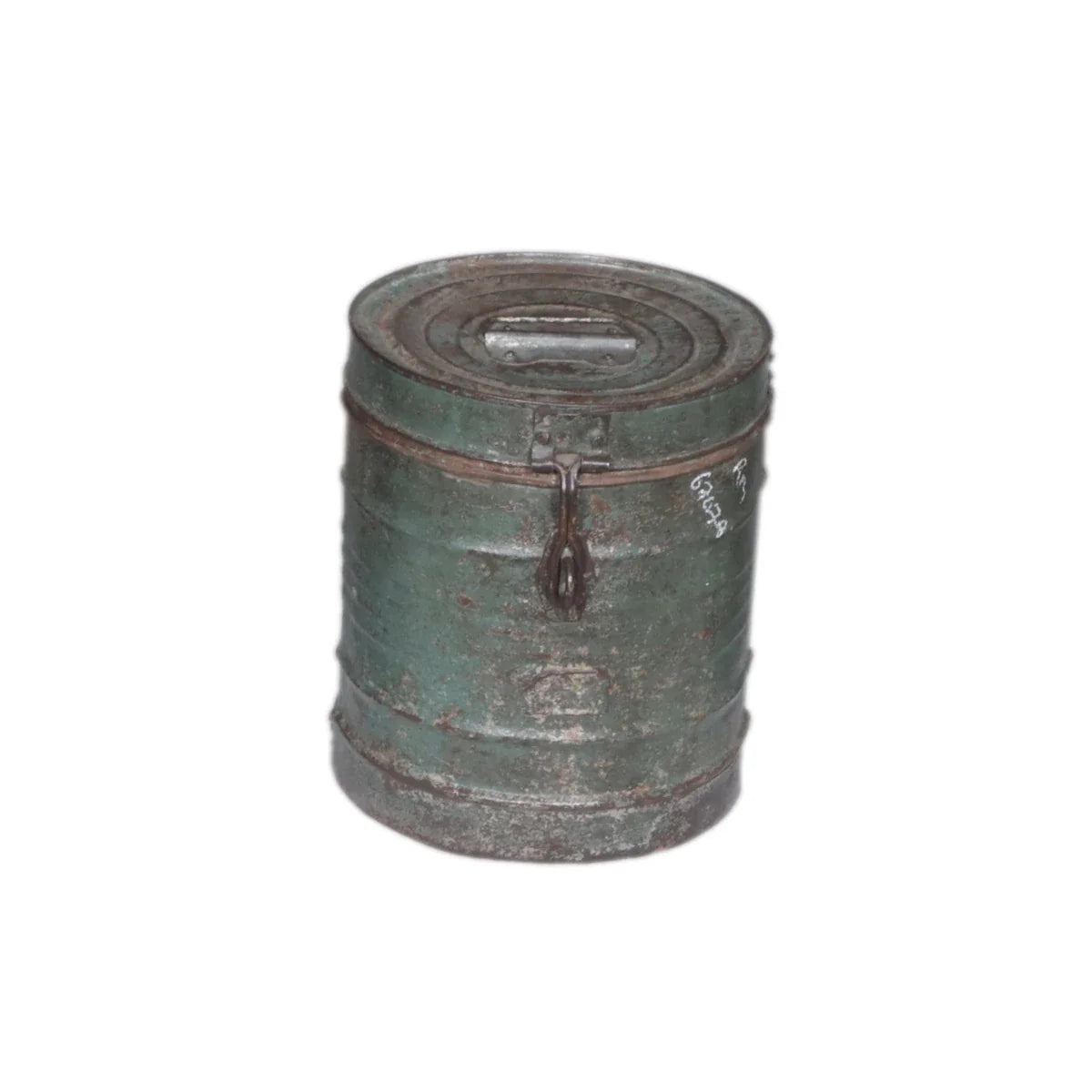 Conteneurs en fer anciens