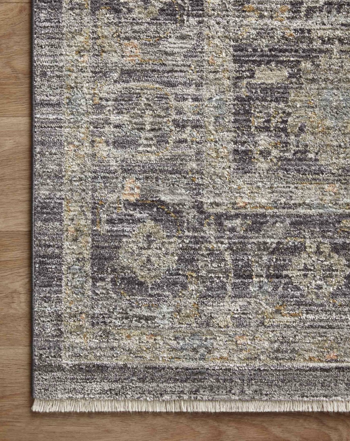 Tapis Jean Stoffer x Loloi Katherine en coloris Midnight/Tobacco