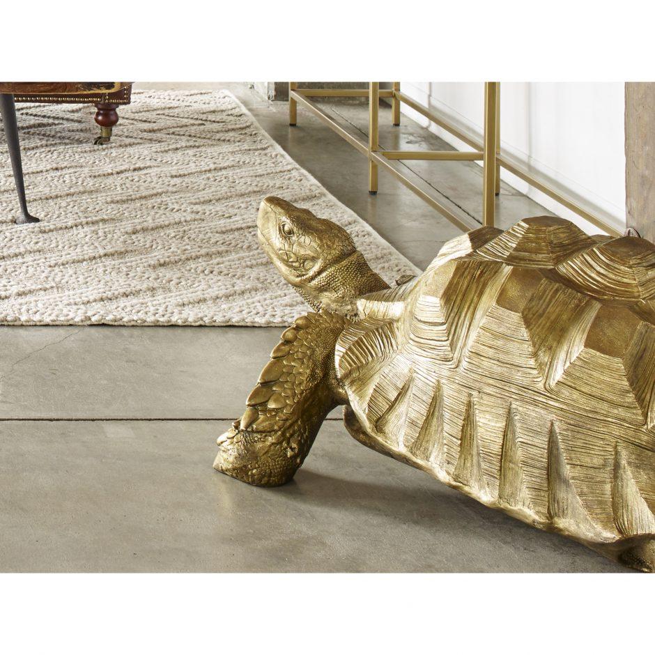 Sculpture de tortue dorée