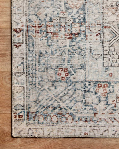 Tapis Chris Loves Julia × Loloi Jules, coloris Naturel/Océan