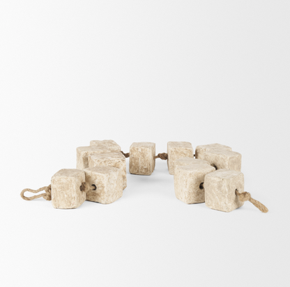 Guirlande de cubes en papier mâché Mala