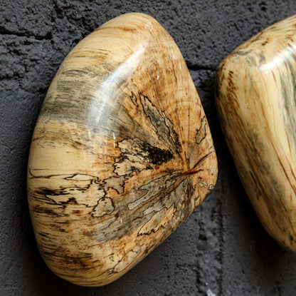 Ensemble de 9 décorations murales en bois et galets