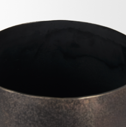 Jardinières en métal texturé Quade