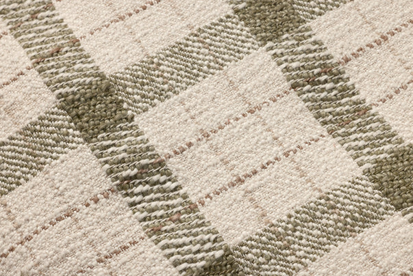 Chris Loves Julia x Loloi Pouf rond crème