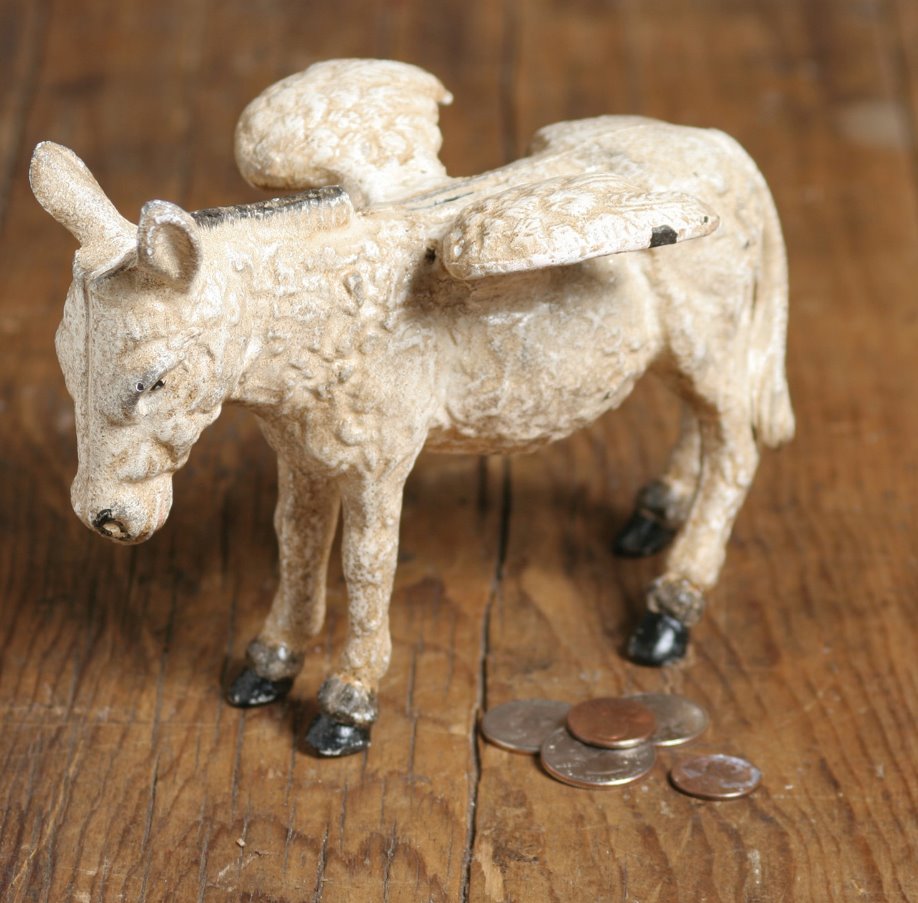 Figurine d'âne ailé