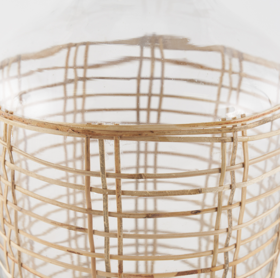 Bouteille en verre enveloppée de rotin Troian