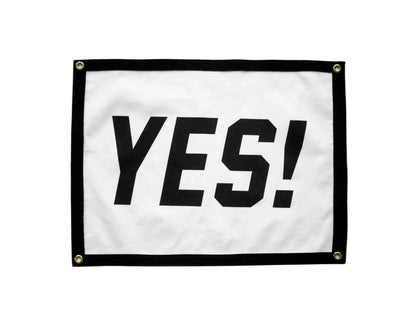 Oui ! Drapeau du camp