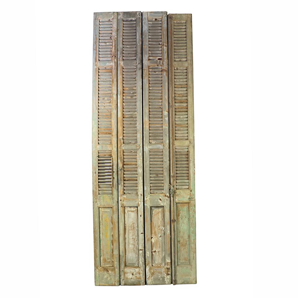 Volets en bois vintage